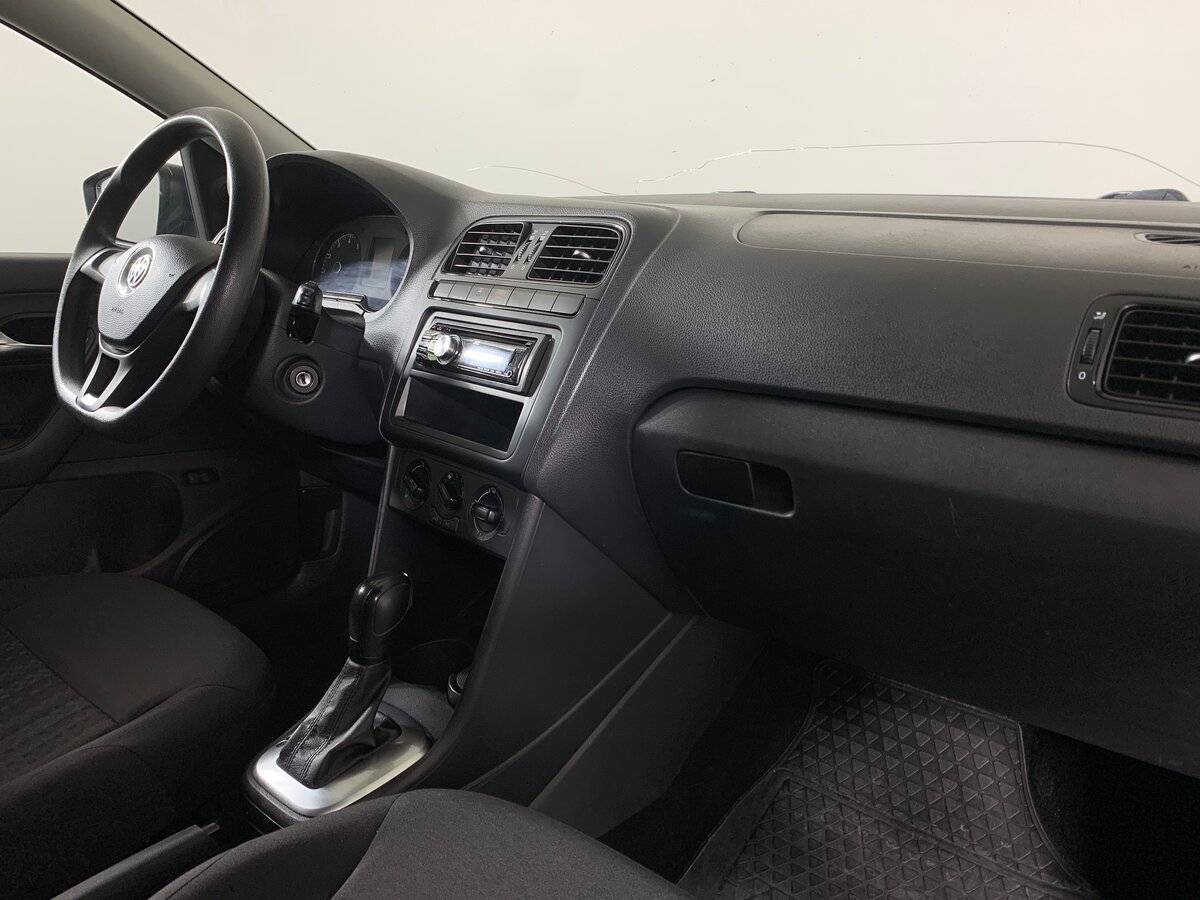 Volkswagen Polo, 2017 - Фото №12