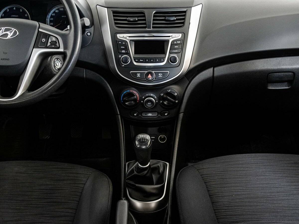 Hyundai Solaris, 2015 - Фото №8