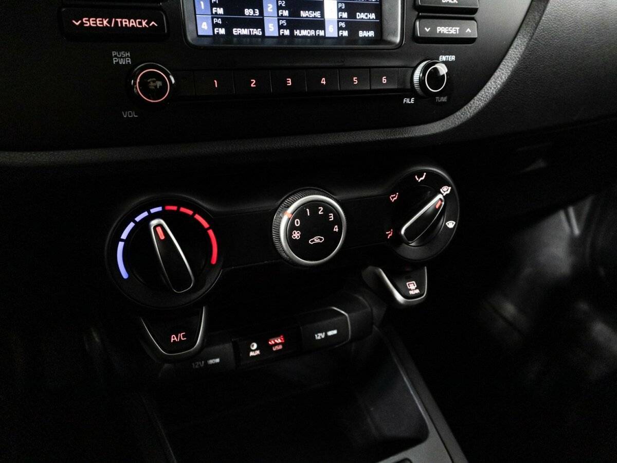 Kia Rio, 2019 - Фото №15