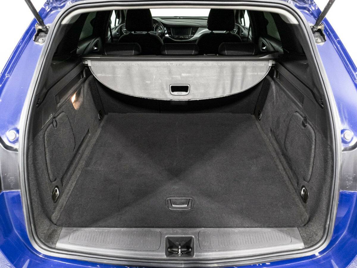 Opel Astra, 2019 - Фото №14