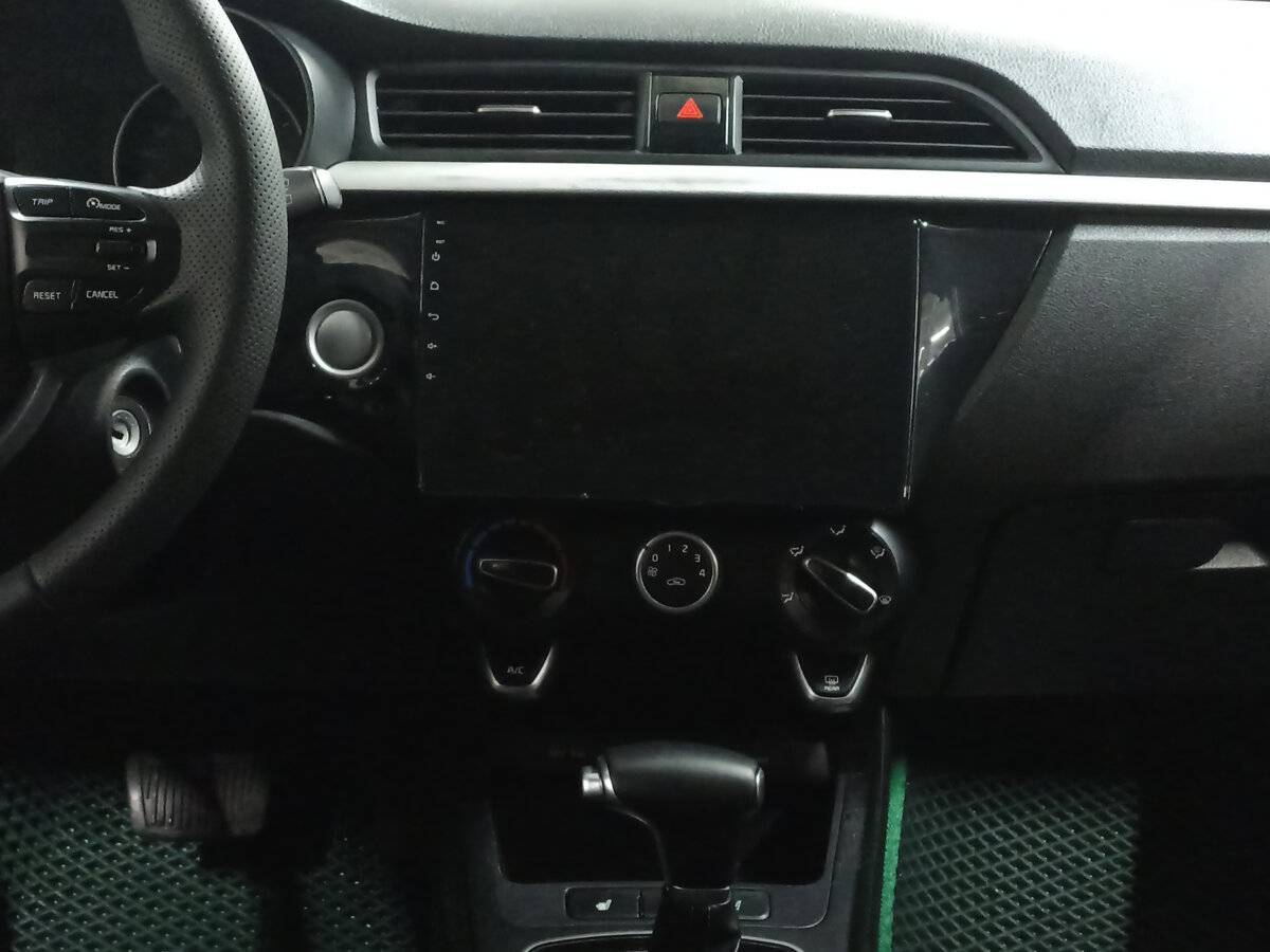 Kia Rio X-Line, 2019 - Фото №14