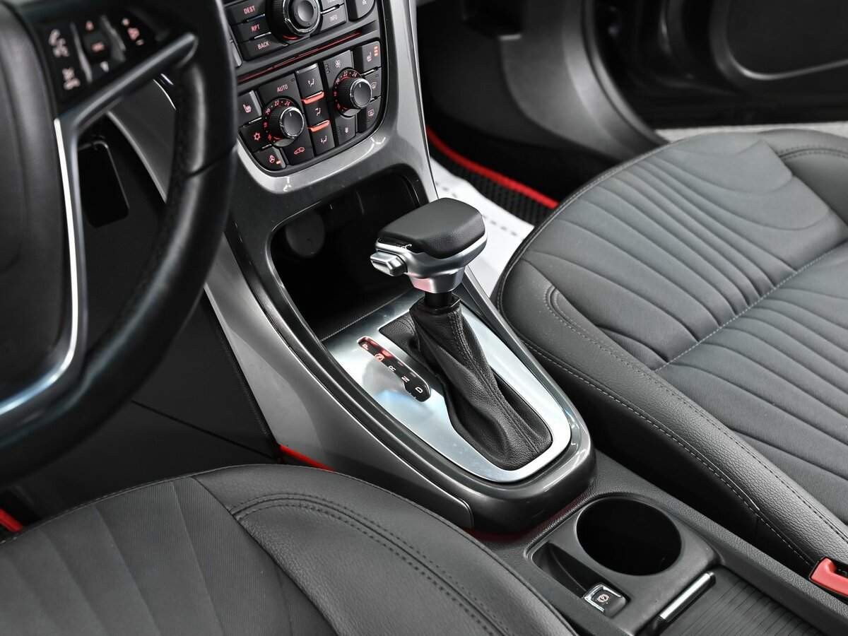 Opel Astra, 2013 - Фото №10