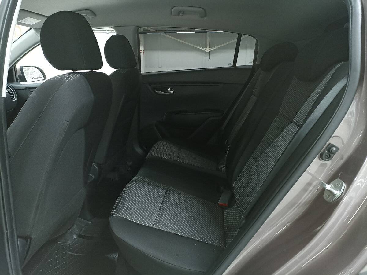 Kia Rio X-Line, 2019 - Фото №11