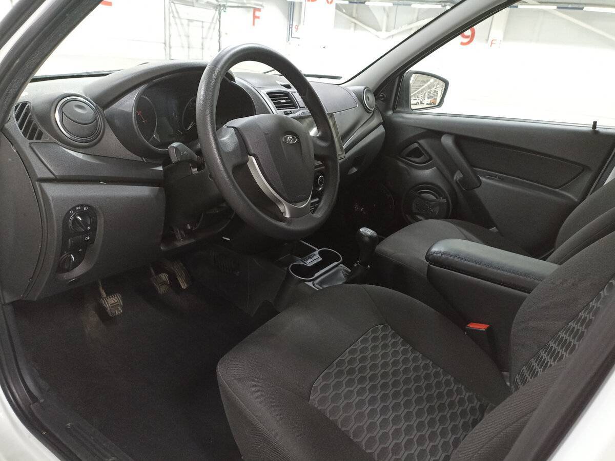 Lada (ВАЗ) Granta, 2021 - Фото №15