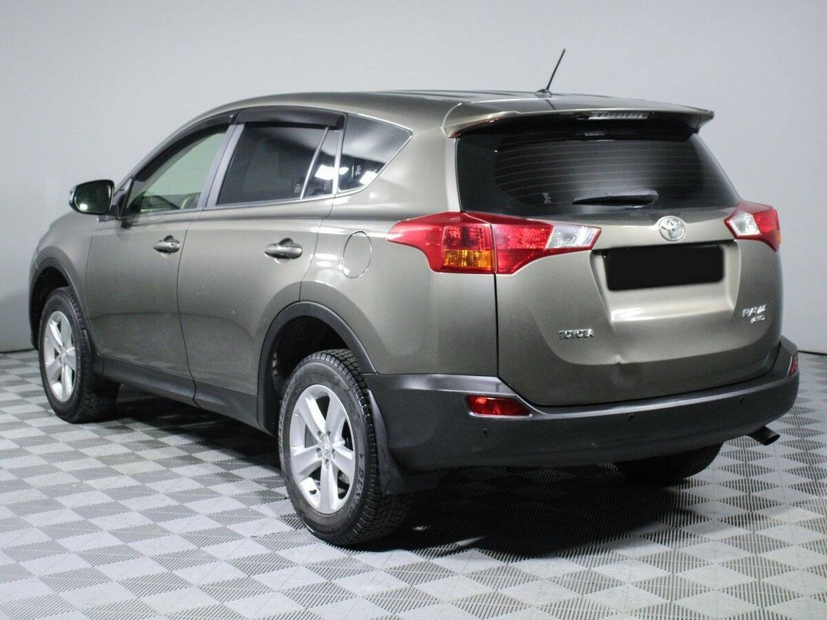 Toyota RAV4, 2013 - Фото №6
