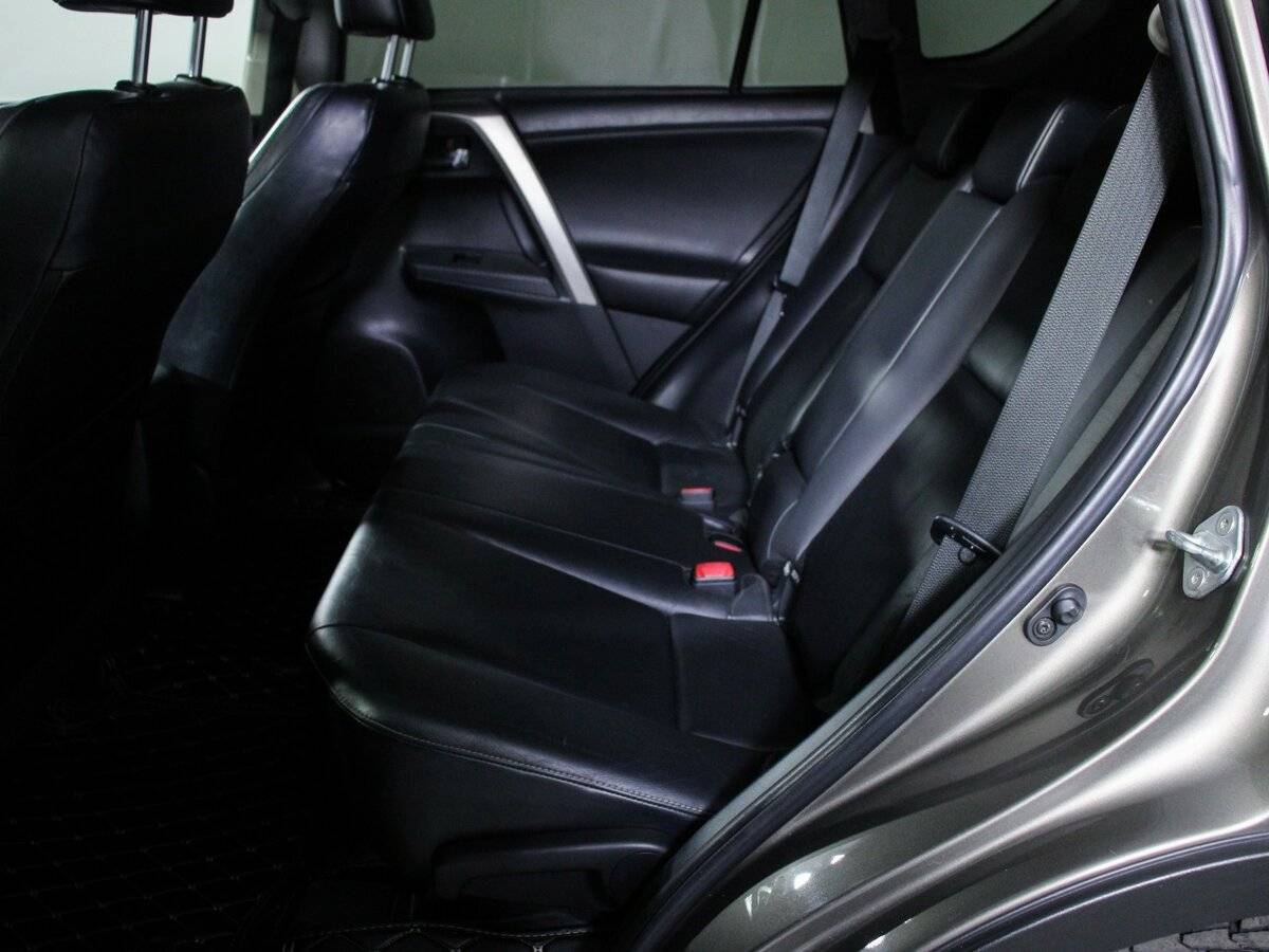 Toyota RAV4, 2013 - Фото №9