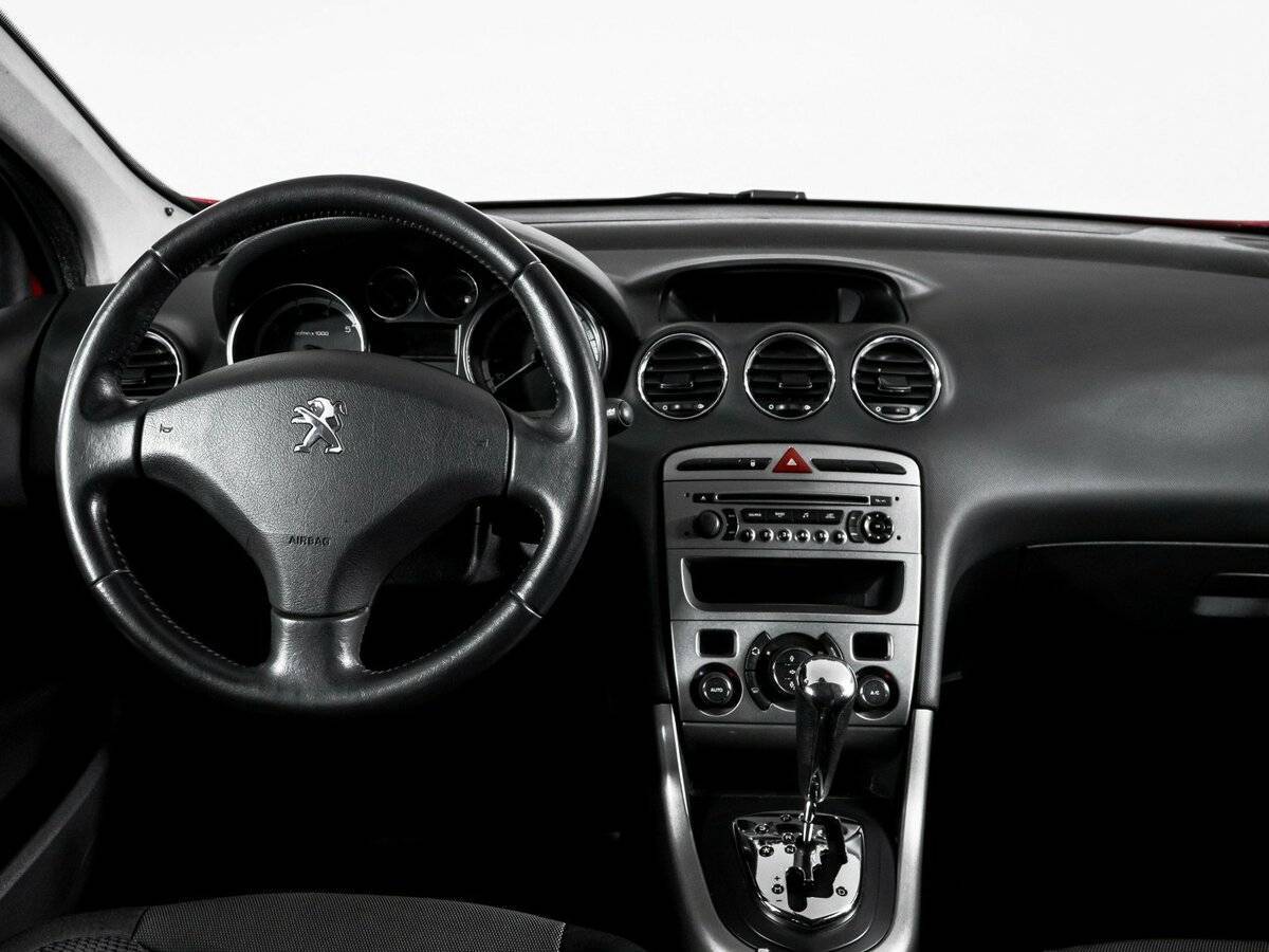 Peugeot 308, 2012 - Фото №11
