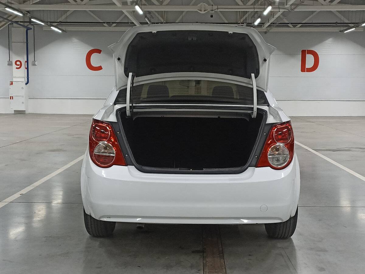 Chevrolet Aveo, 2012 - Фото №9
