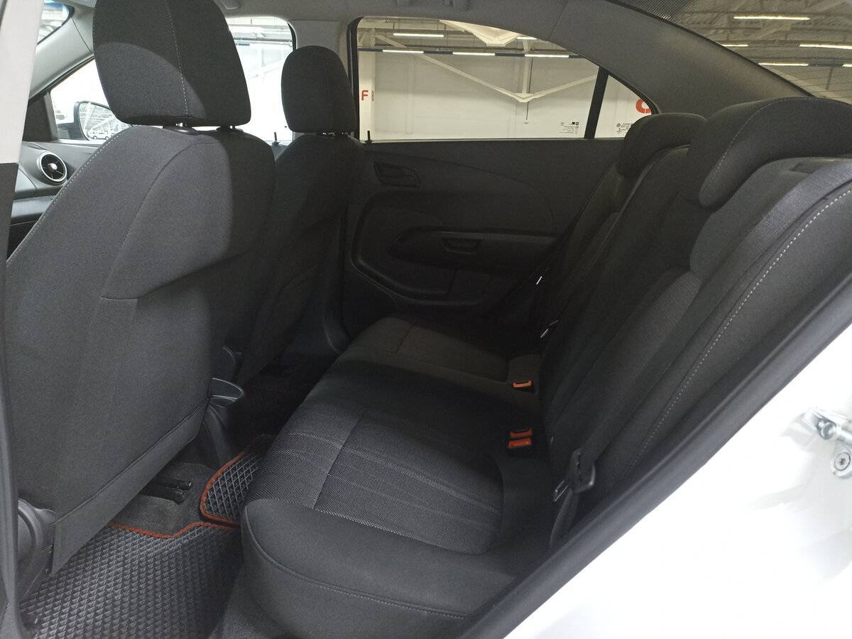 Chevrolet Aveo, 2012 - Фото №11