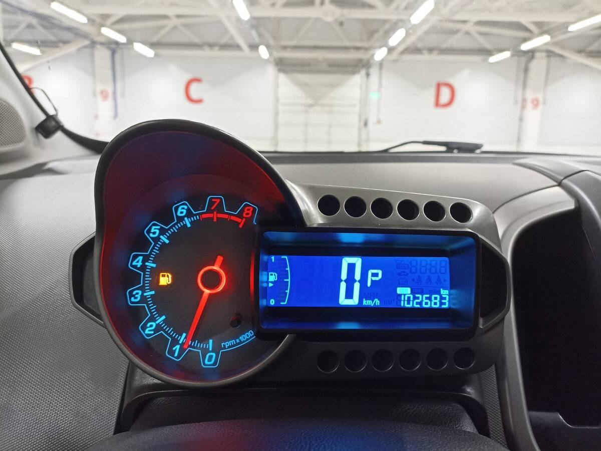 Chevrolet Aveo, 2012 - Фото №12