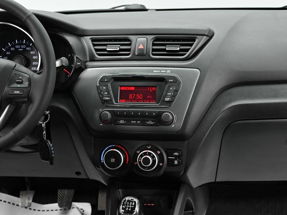 Kia Rio, 2013 - Фото №9