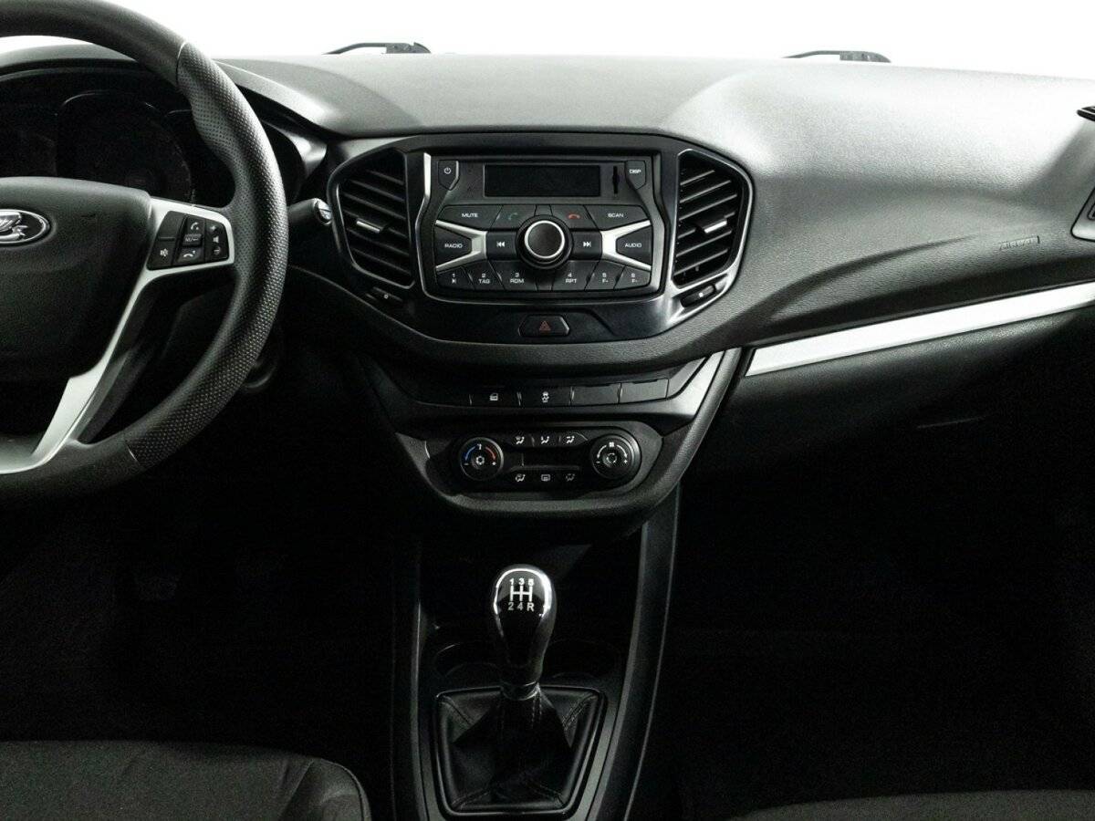 Lada (ВАЗ) Vesta, 2019 - Фото №13