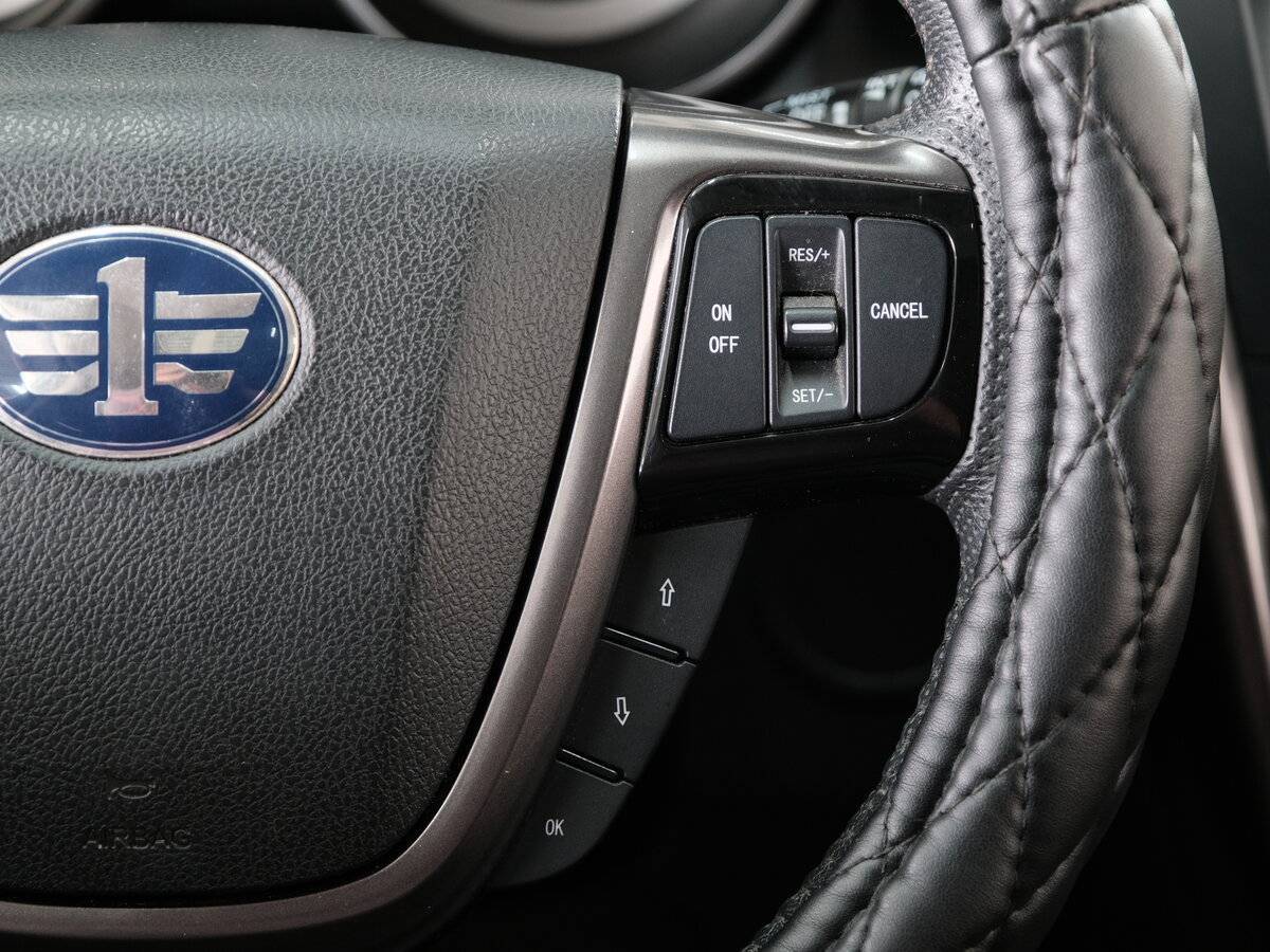 FAW Besturn X80, 2017 - Фото №11