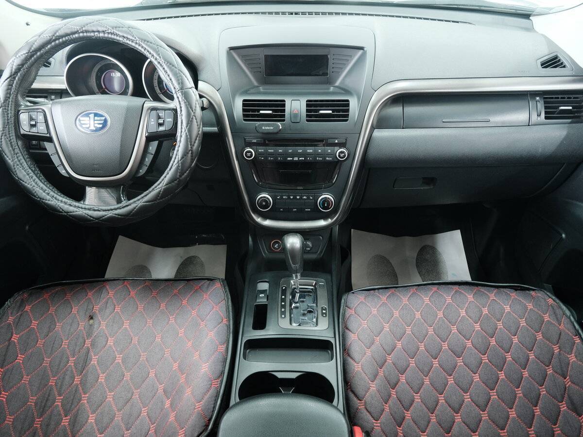 FAW Besturn X80, 2017 - Фото №12