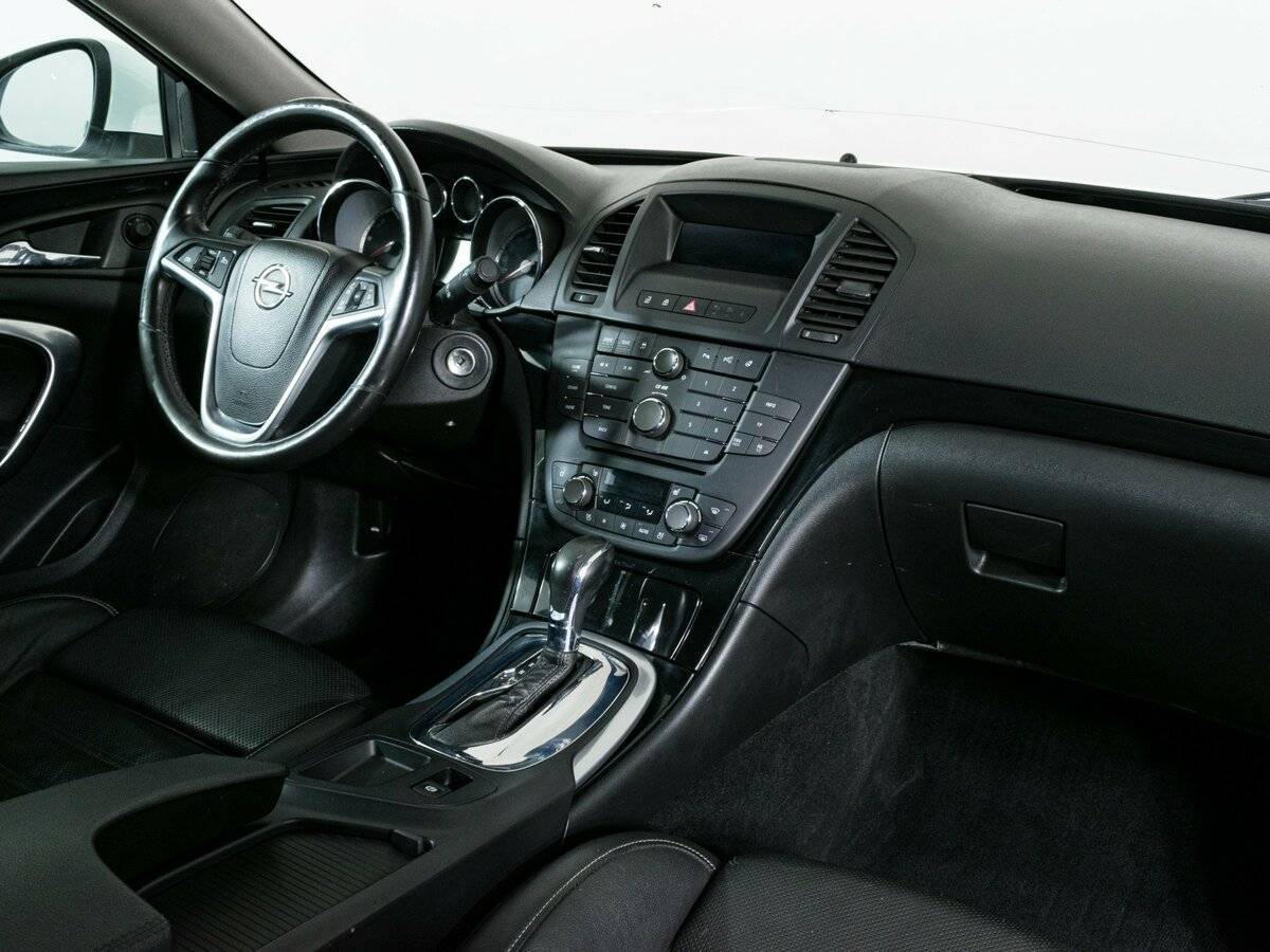 Opel Insignia, 2012 - Фото №9