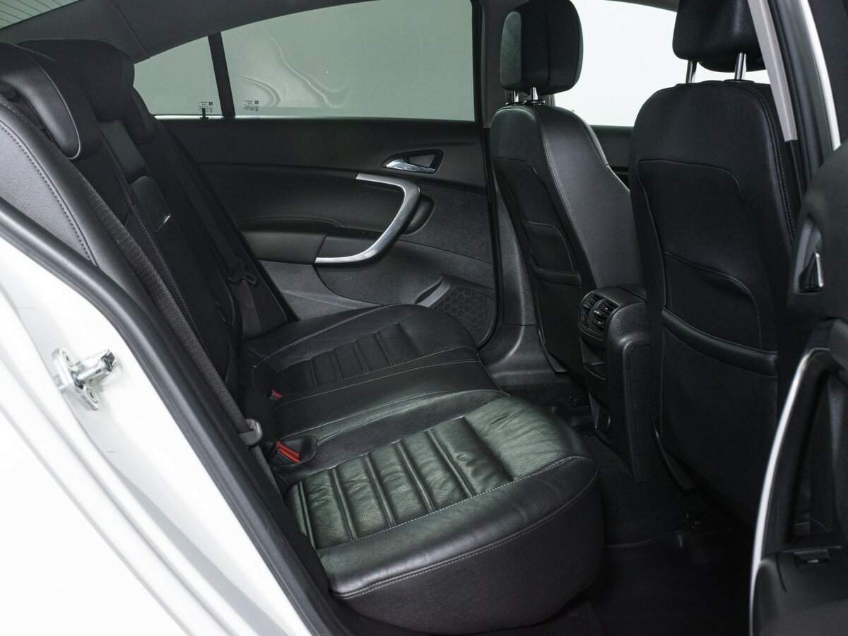 Opel Insignia, 2012 - Фото №11