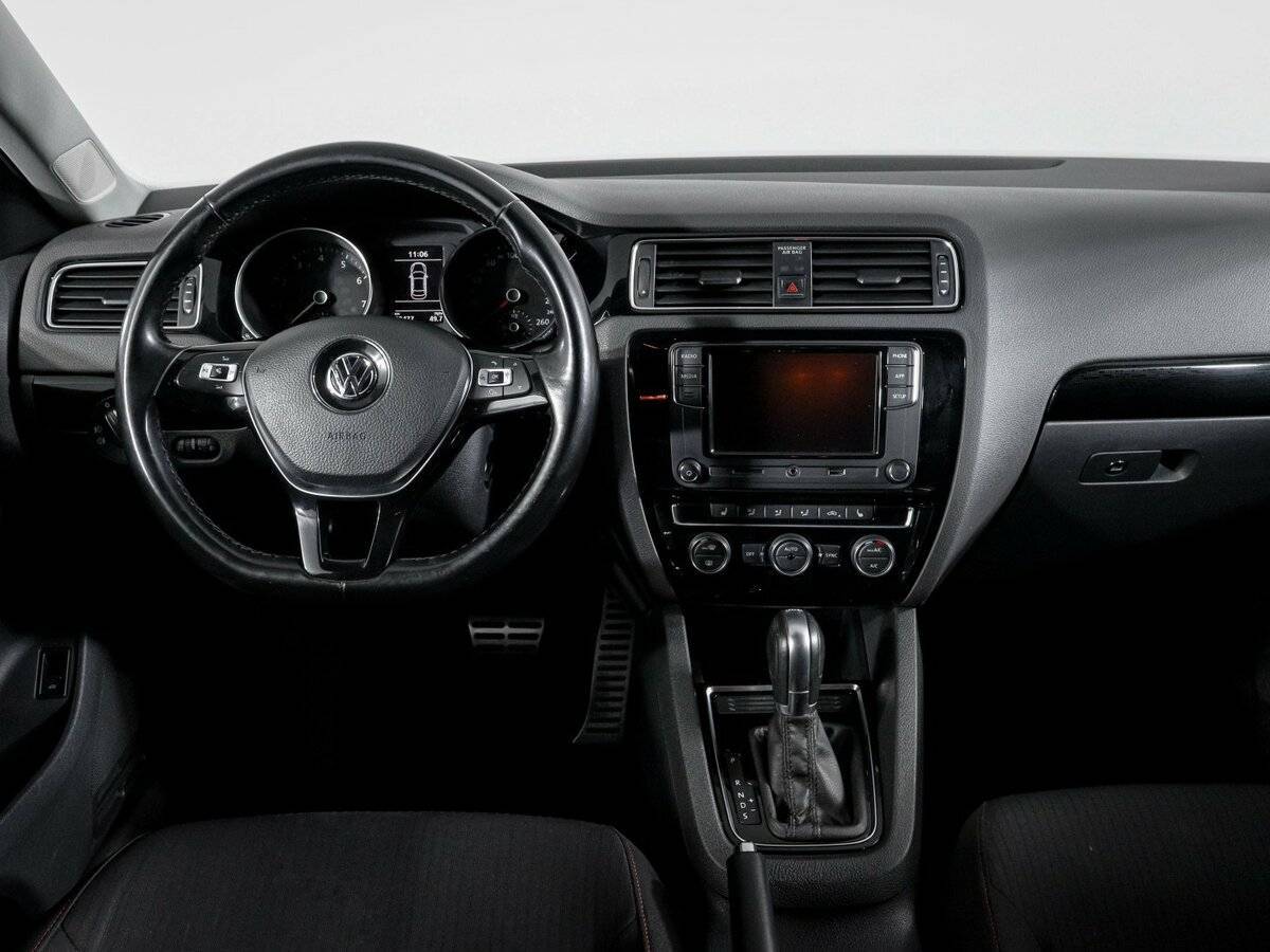 Volkswagen Jetta, 2017 - Фото №11