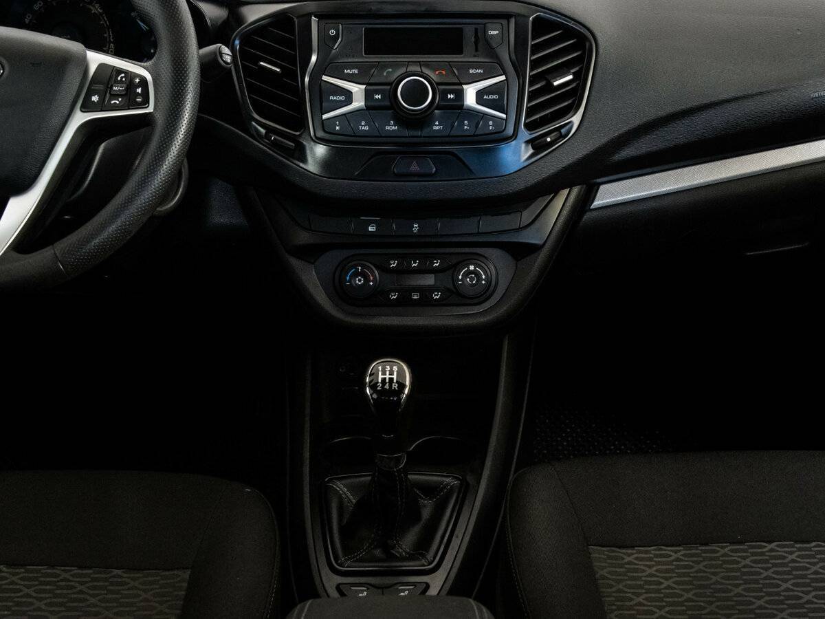 Lada (ВАЗ) Vesta, 2021 - Фото №10