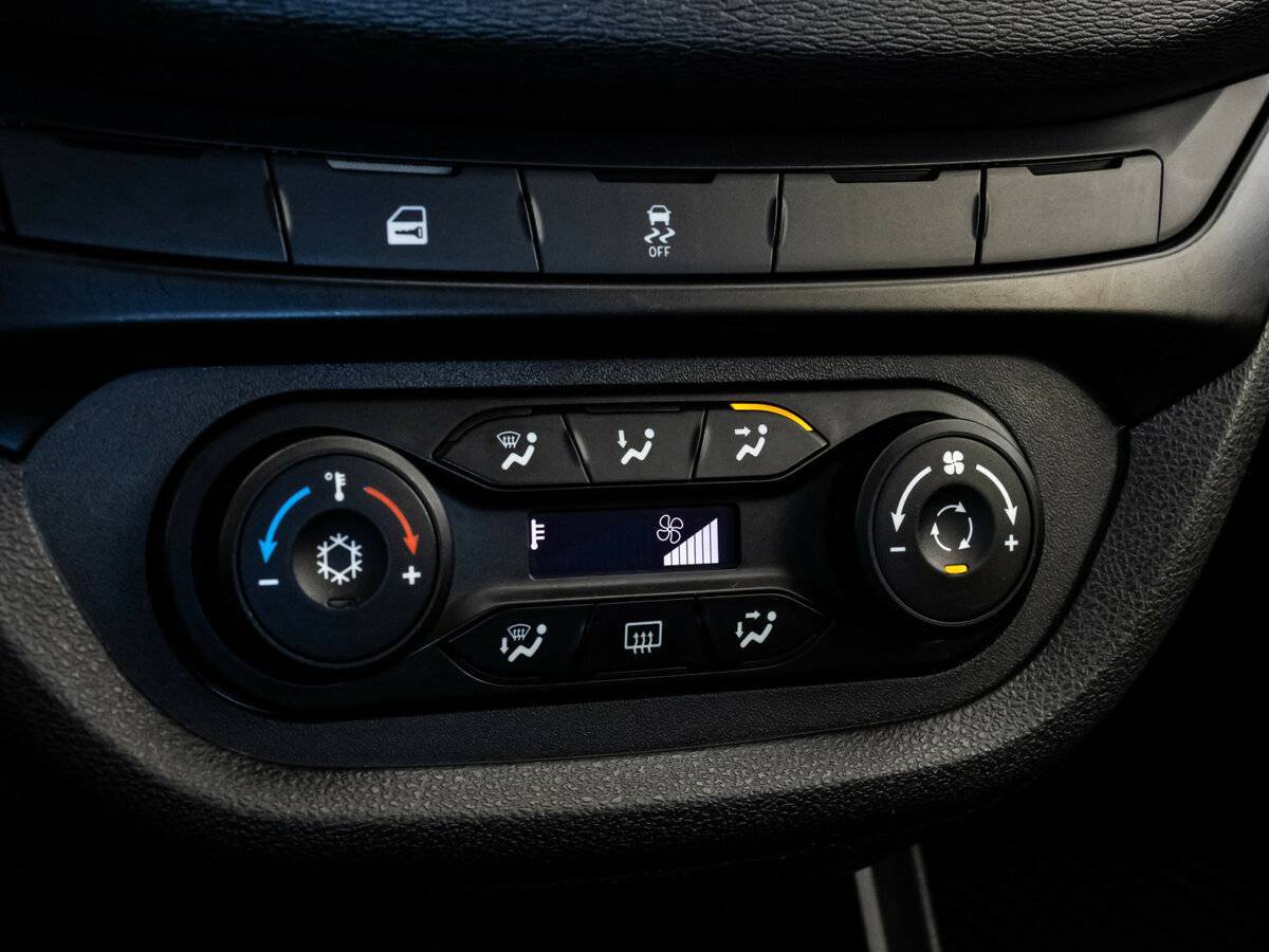 Lada (ВАЗ) Vesta, 2021 - Фото №12