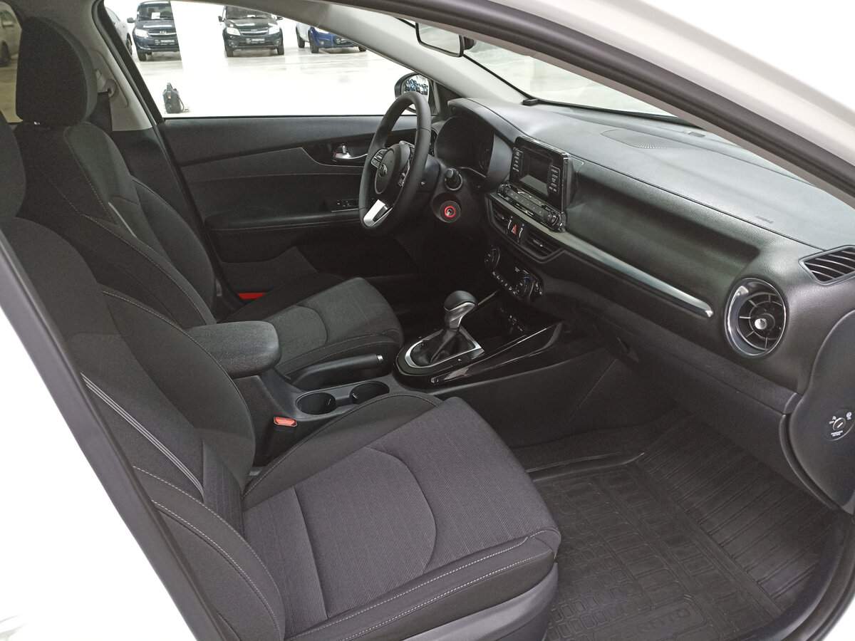 Kia Cerato, 2019 - Фото №10