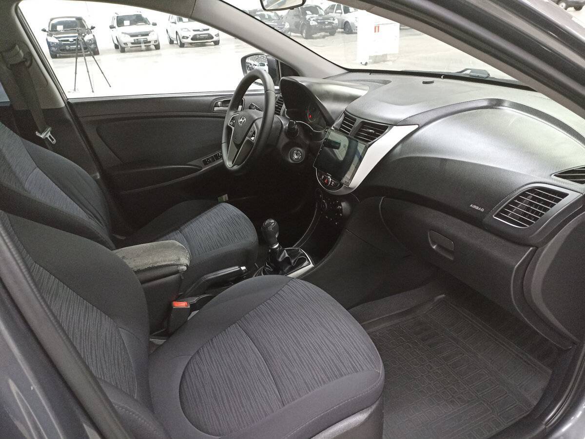 Hyundai Solaris, 2015 - Фото №10