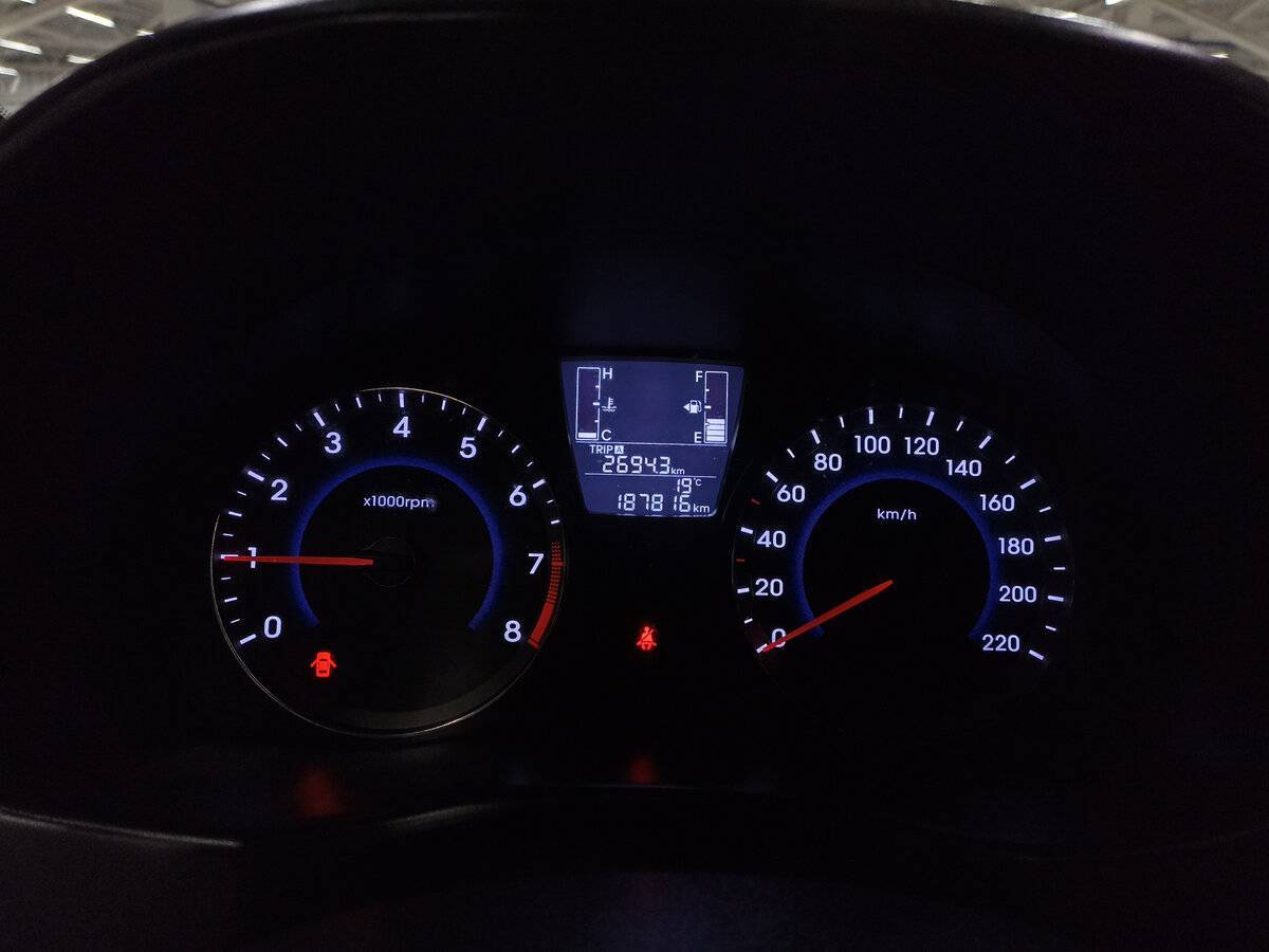 Hyundai Solaris, 2015 - Фото №12