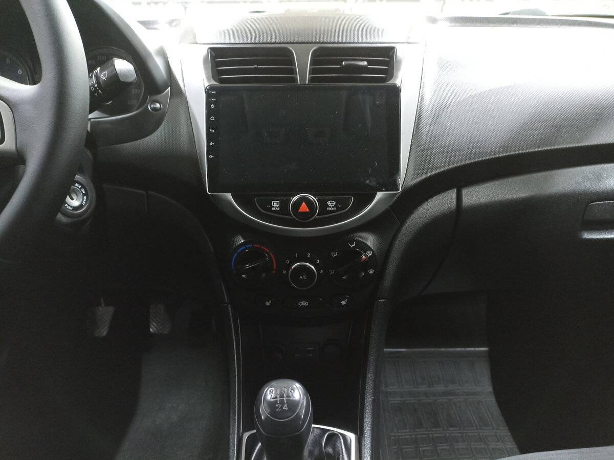 Hyundai Solaris, 2015 - Фото №14