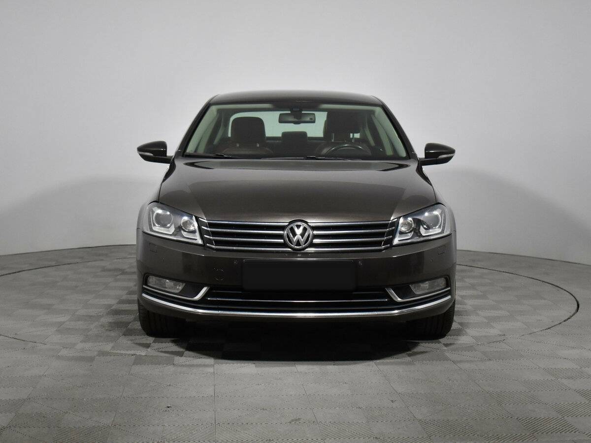 Volkswagen Passat, 2012 - Фото №1