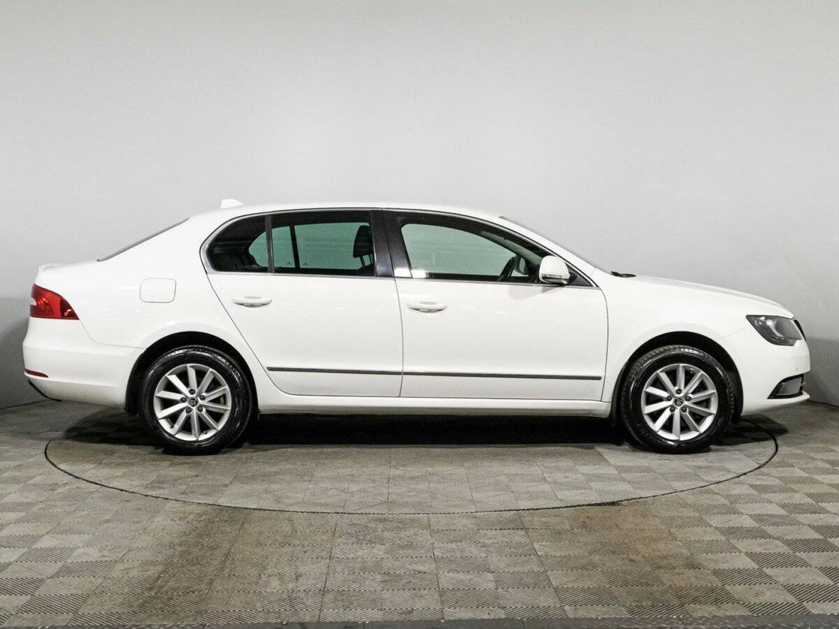 Skoda Superb DSG, 2013 - Фото №3