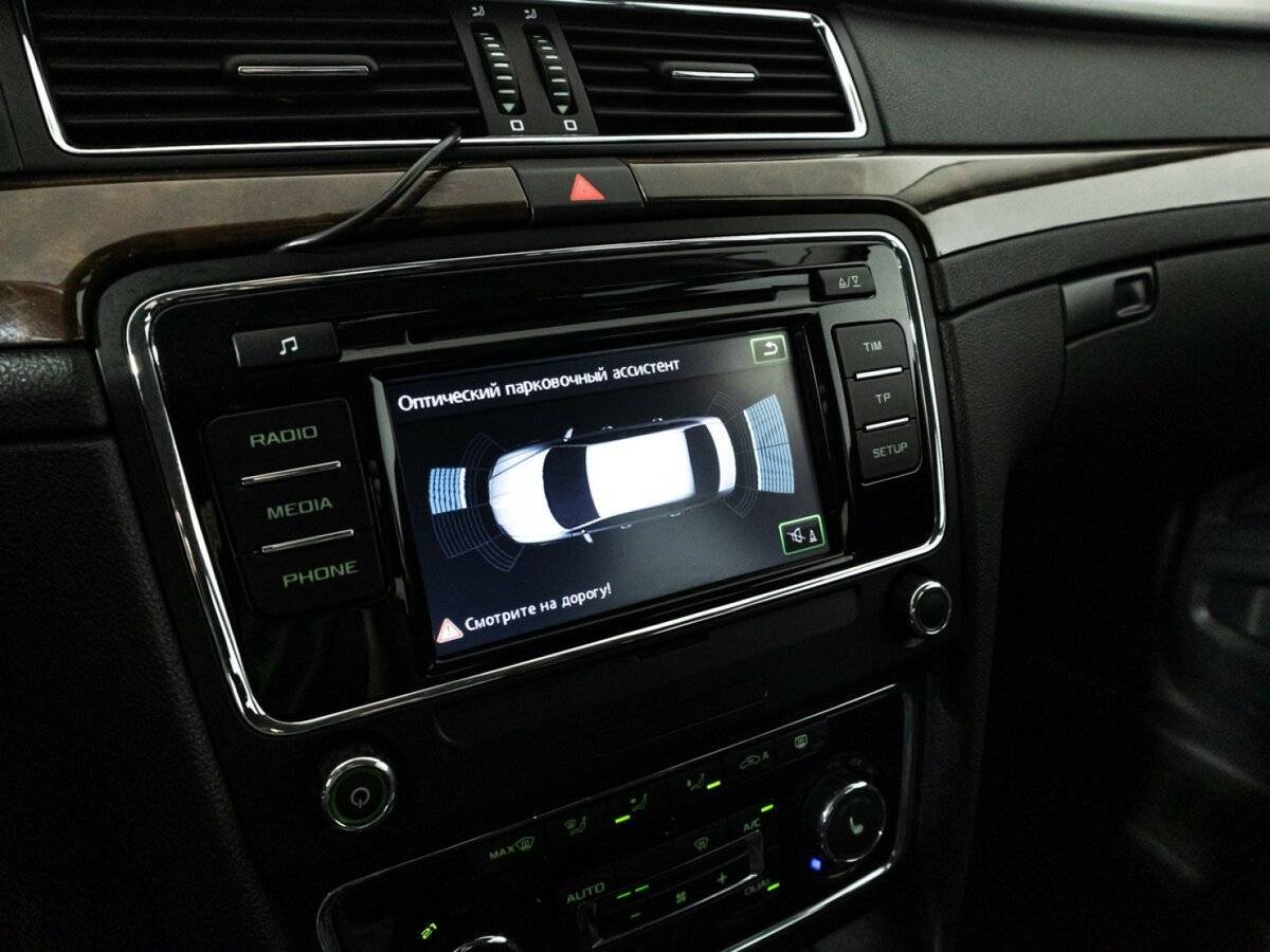 Skoda Superb DSG, 2013 - Фото №17