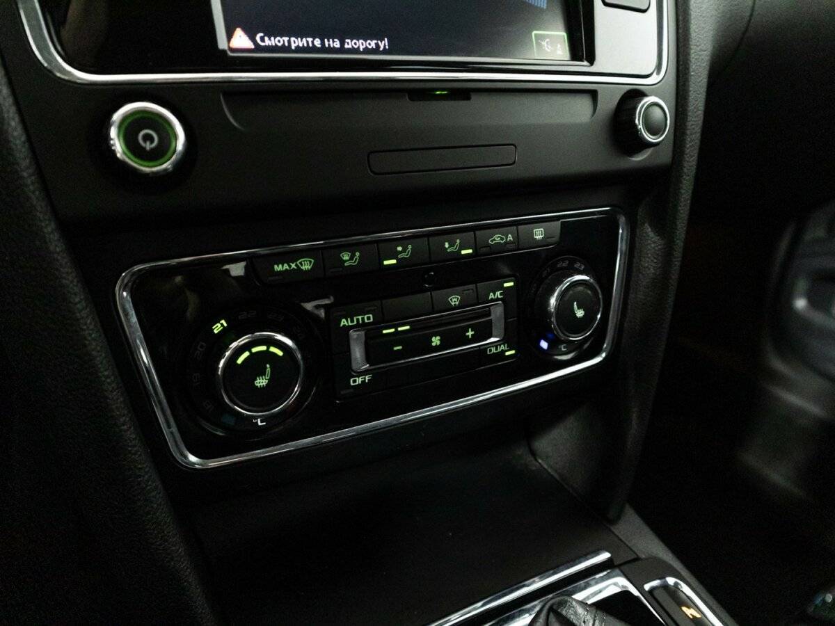 Skoda Superb DSG, 2013 - Фото №18