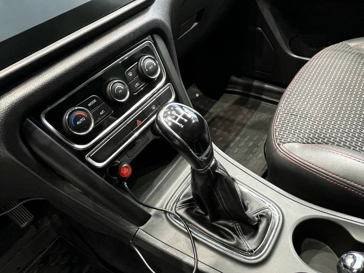 Chery Tiggo 3, 2017 - Фото №20