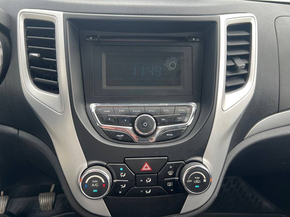 Changan CS35, 2018 - Фото №9