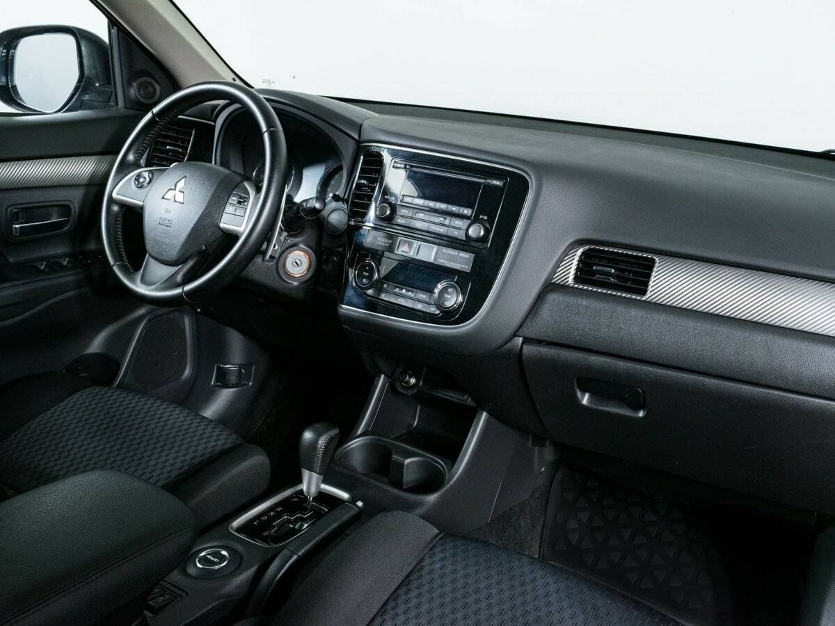 Mitsubishi Outlander, 2012 - Фото №7