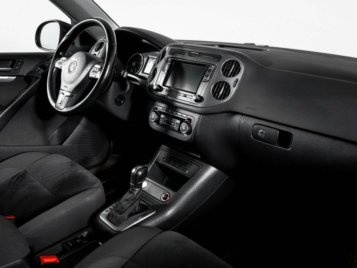 Volkswagen Tiguan, 2015 - Фото №8