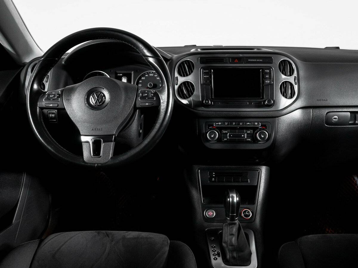 Volkswagen Tiguan, 2015 - Фото №11