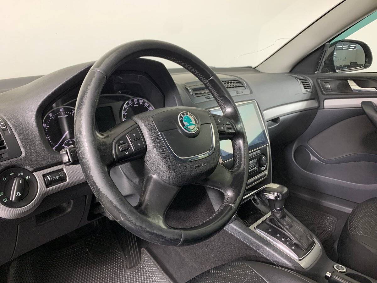 Skoda Octavia, 2012 - Фото №10