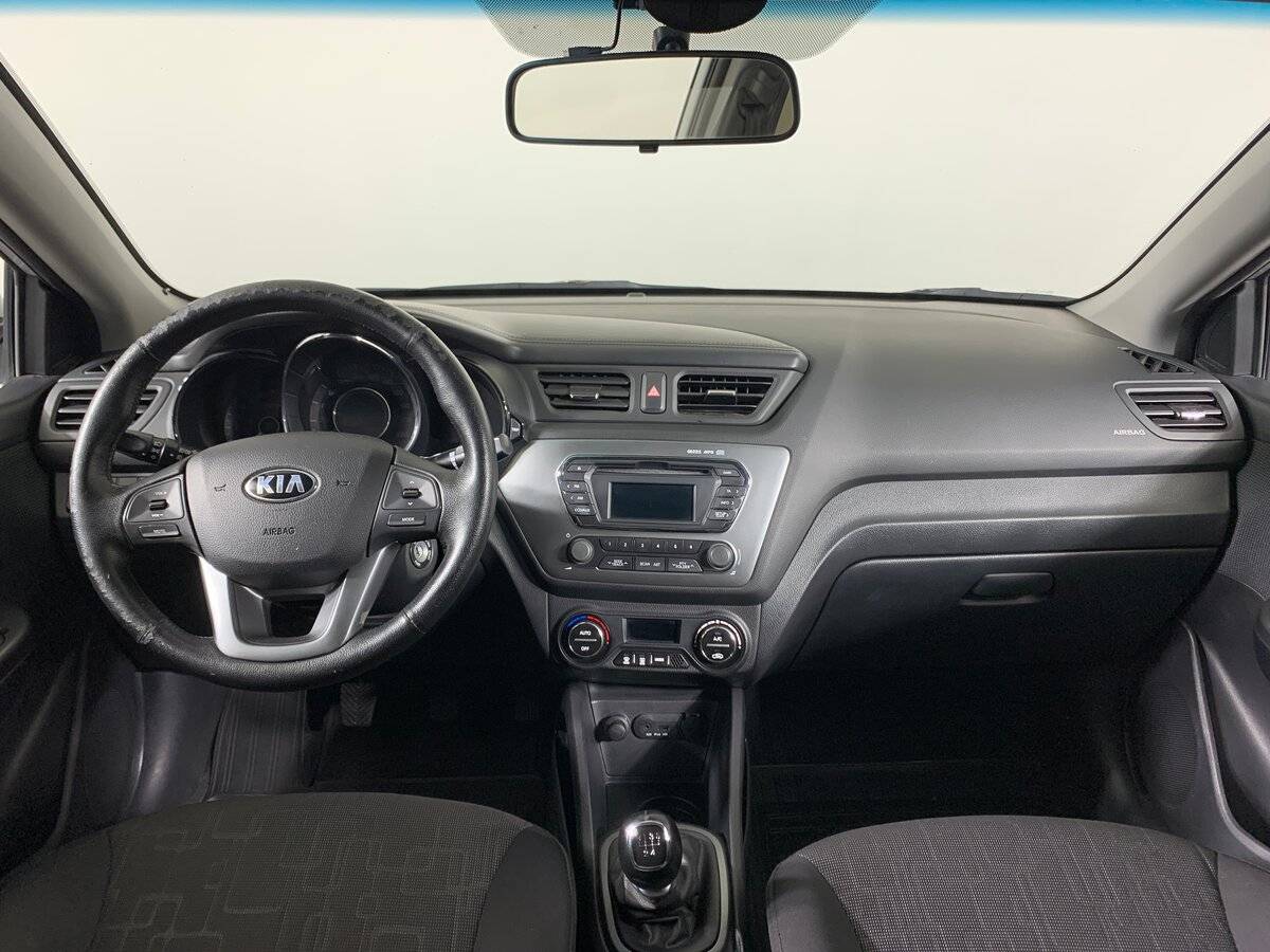 Kia Rio 5-speed, 2013 - Фото №11