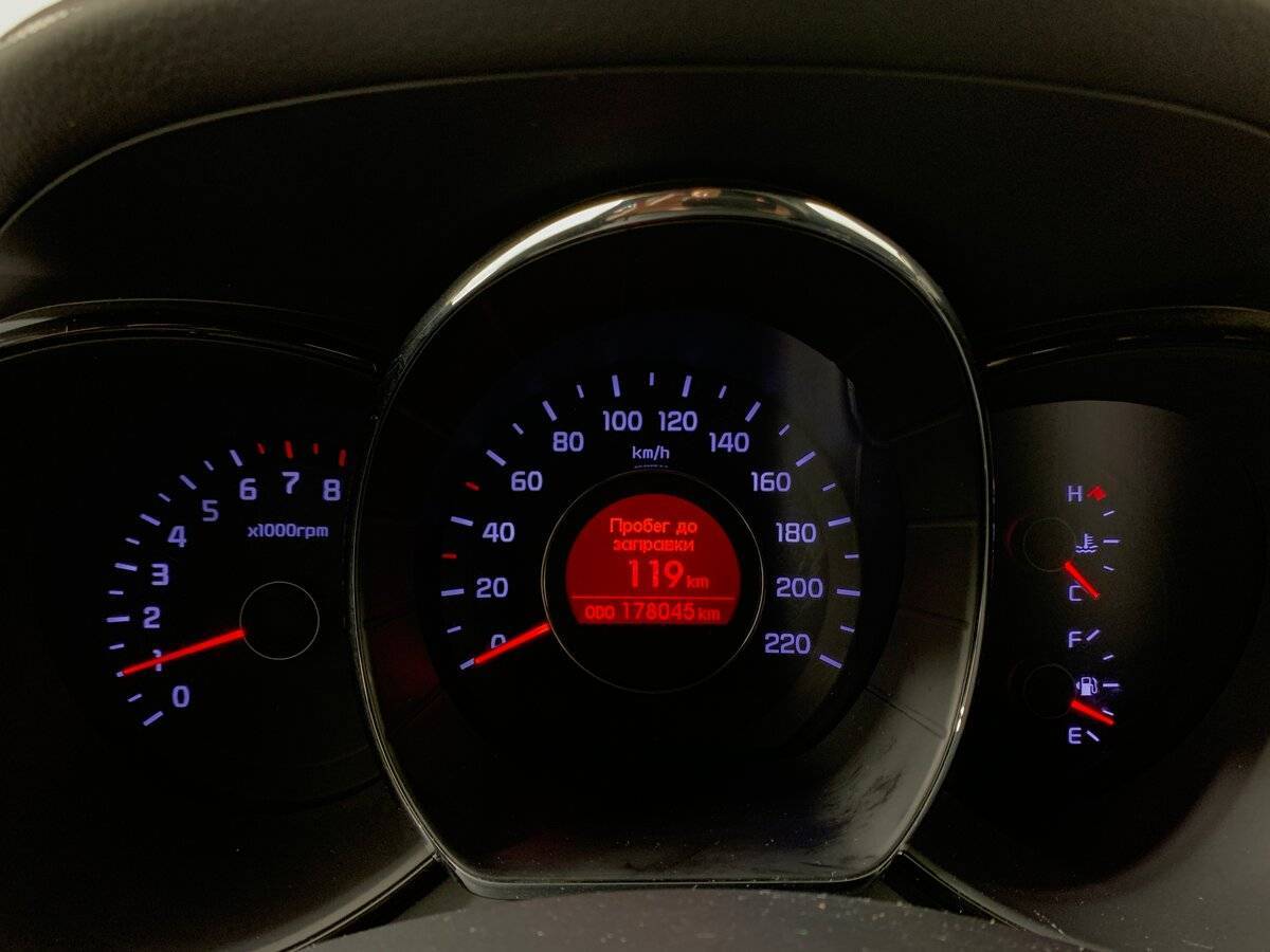 Kia Rio 5-speed, 2013 - Фото №13