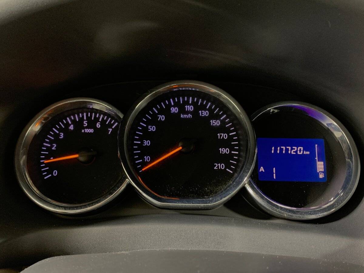 Renault Logan, 2015 - Фото №13