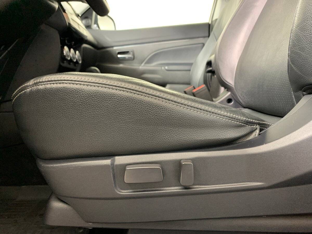 Mitsubishi ASX, 2014 - Фото №15