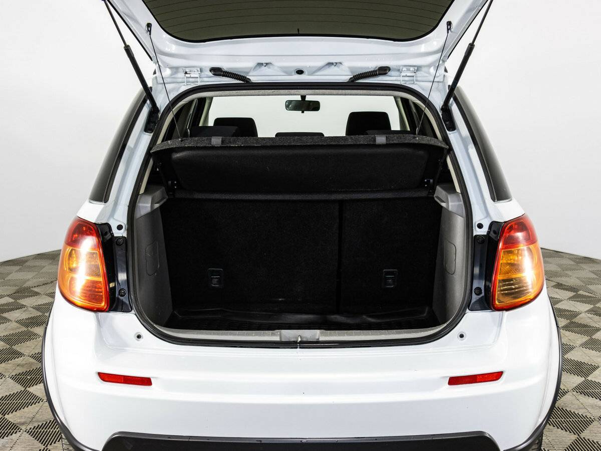 Suzuki SX4, 2012 - Фото №15