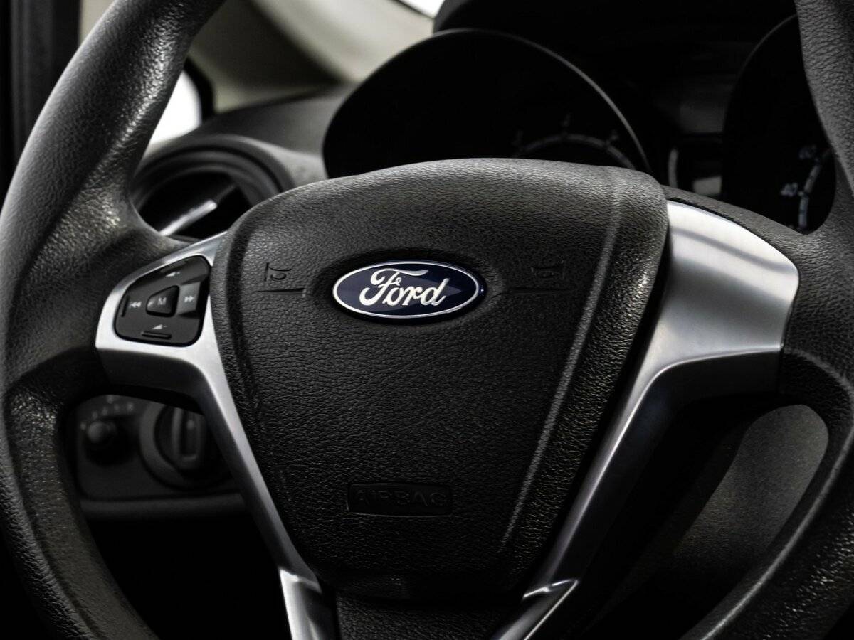 Ford Fiesta, 2015 - Фото №10