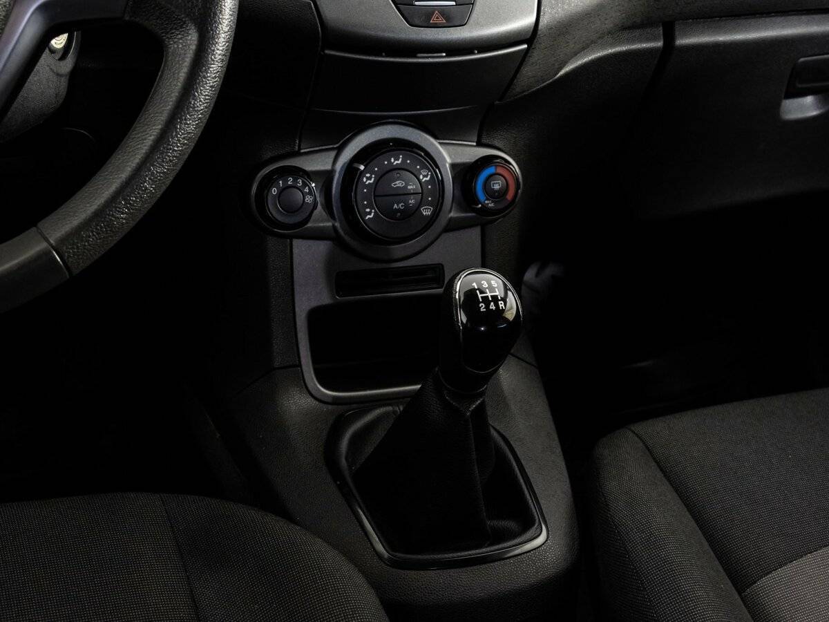 Ford Fiesta, 2015 - Фото №12
