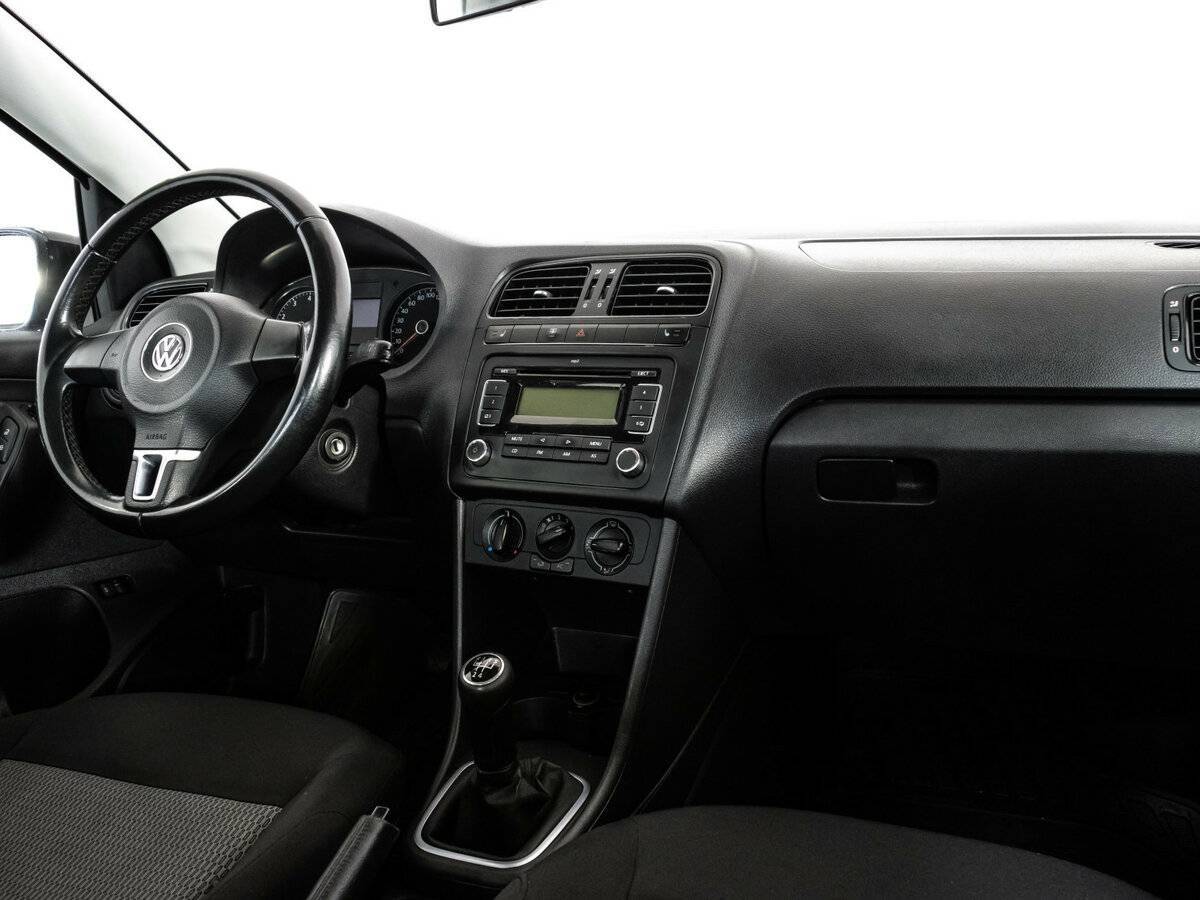 Volkswagen Polo, 2012 - Фото №8