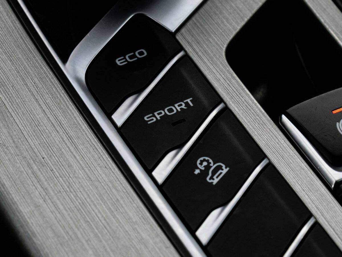 Geely Coolray, 2022 - Фото №13