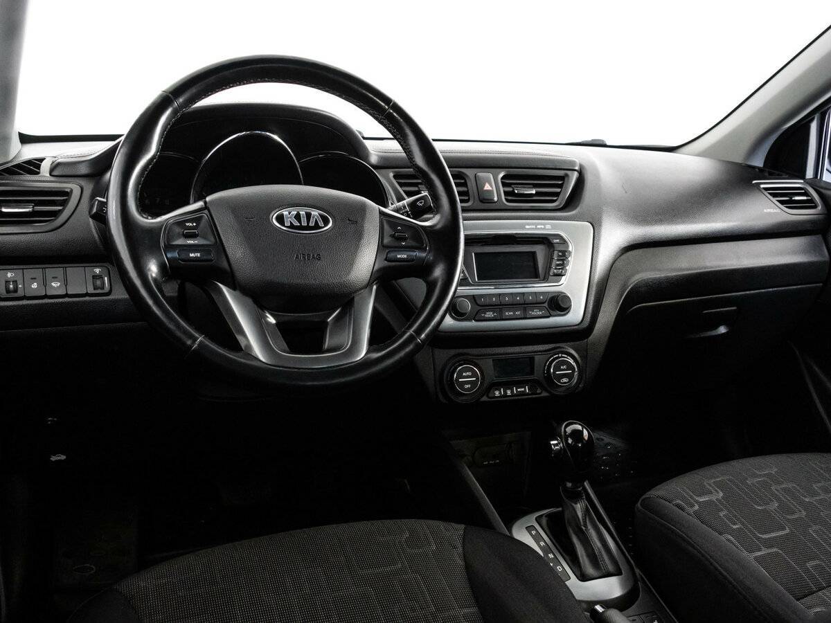 Kia Rio 6-speed, 2014 - Фото №10