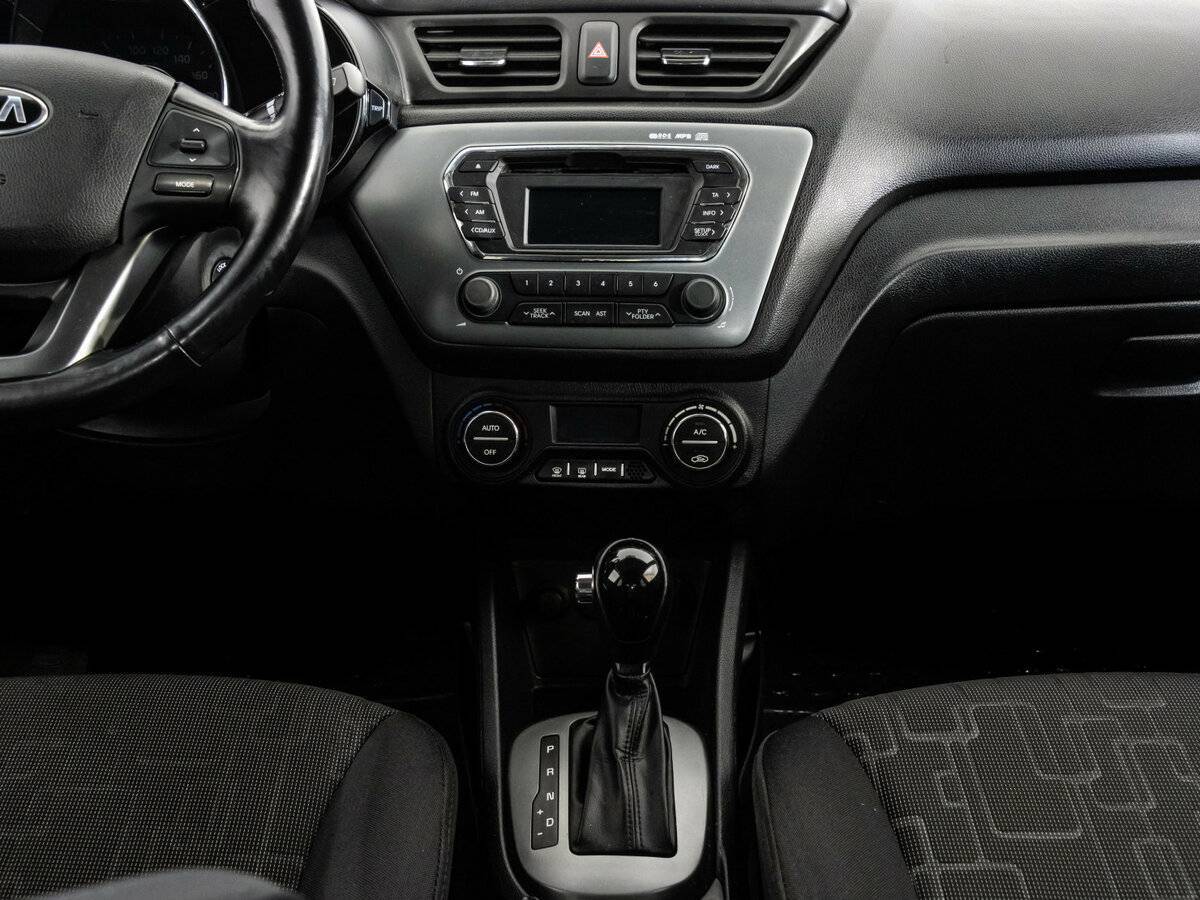 Kia Rio 6-speed, 2014 - Фото №12