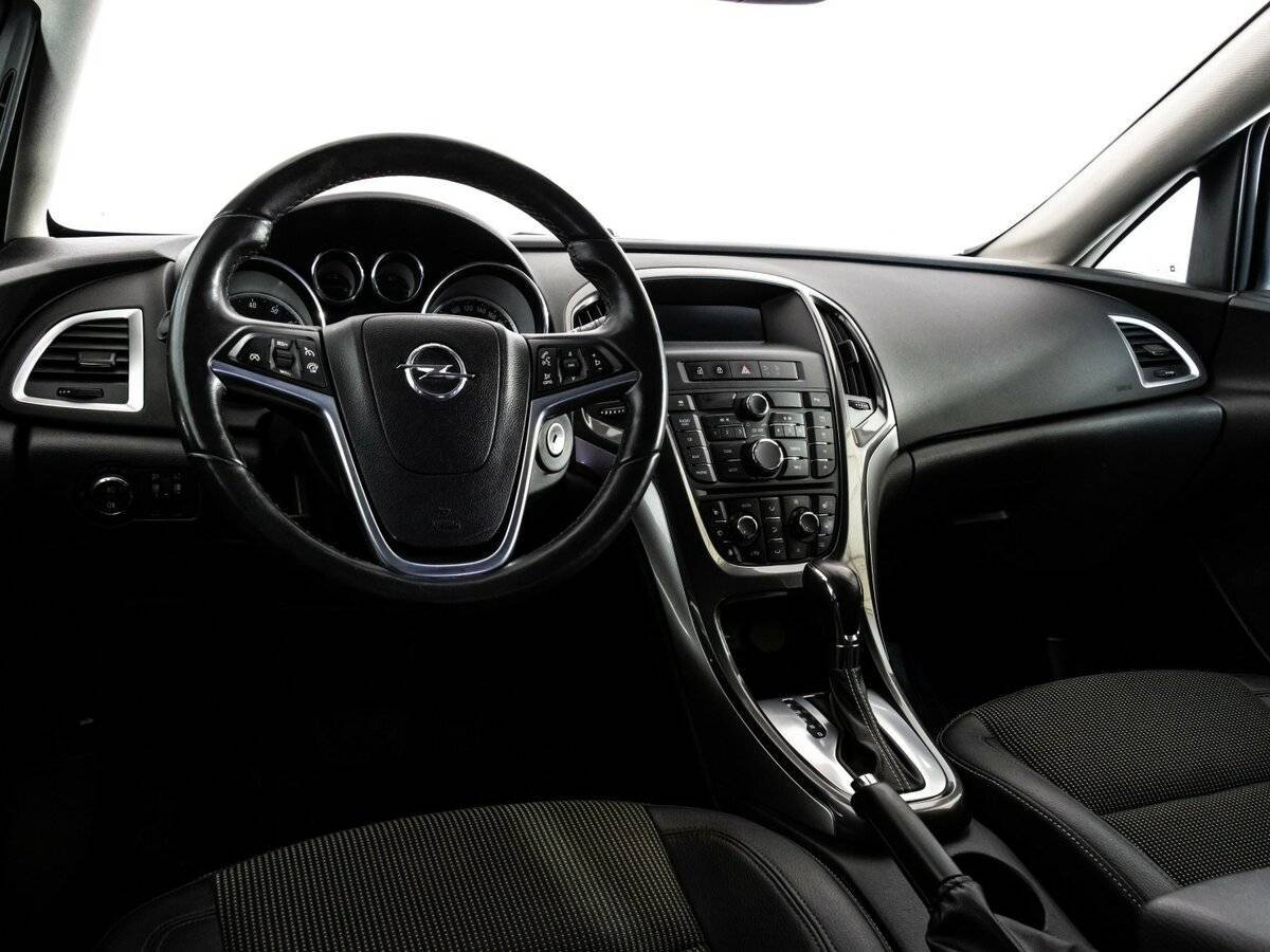 Opel Astra, 2012 - Фото №10