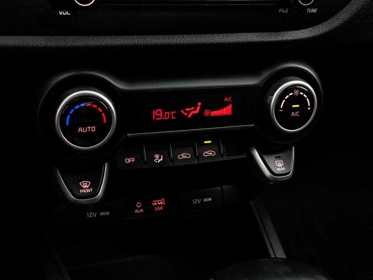 Kia Rio, 2018 - Фото №14